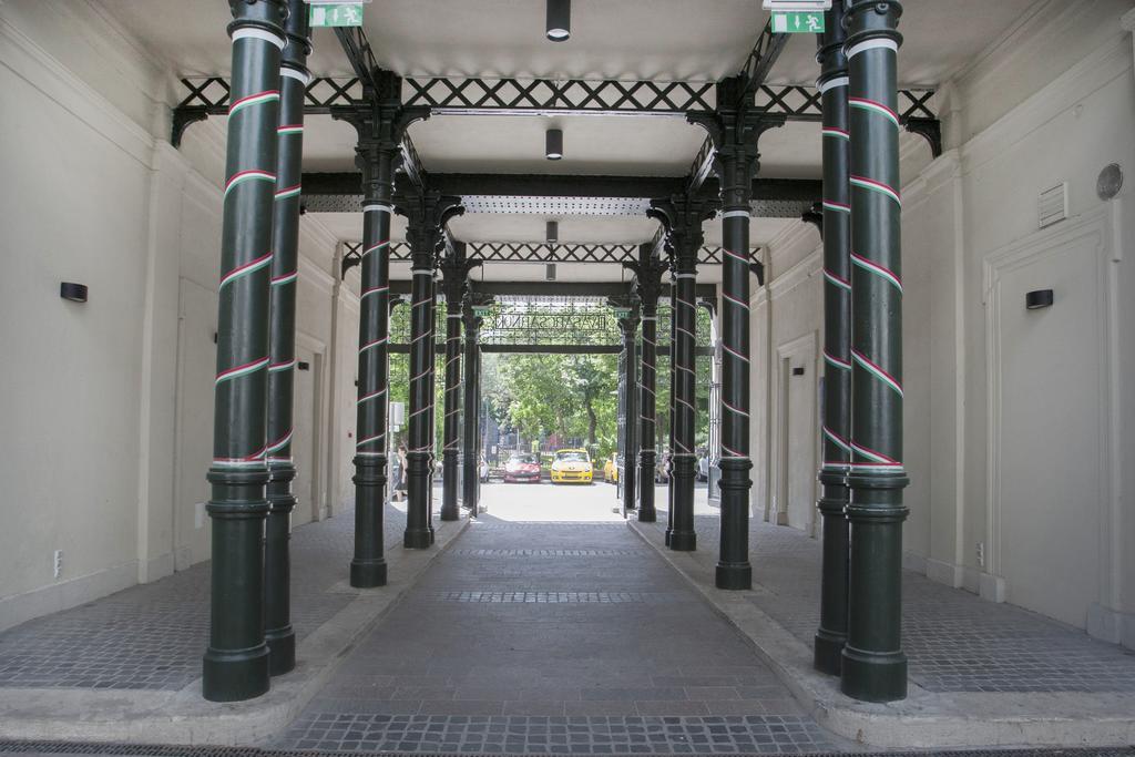 ブダペストCarolyn Apartman In The Old Cityアパートメント エクステリア 写真